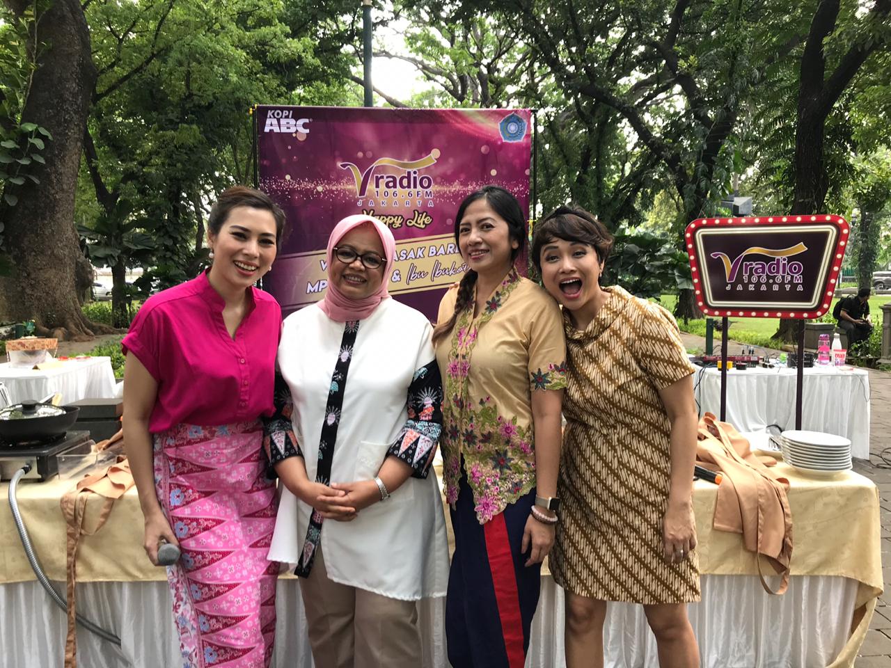 Happy Life: Masak Bareng Mpok Fery