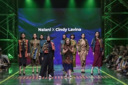 SPOTLIGHT Indonesia 2022  Menghadirkan Tenun NTB dalam Koleksi Etnik Modern  Nalani X Cindy Lavina